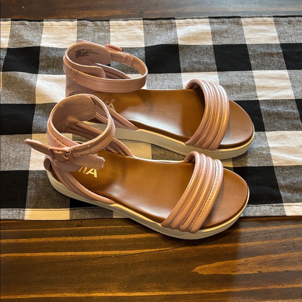 Mia Kids Girls Crisanta pink Faux Leather Slip On Platform Sandals Shoes 4